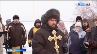 «Призвать помощь Божью»: православные Хабаровского края прошли крестным ходом по льду Амура