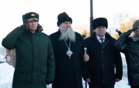 Митрополит Артемий принял участие в торжественной церемонии внесения имен Героев Российской Федерации на Обелиск Славы