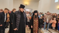 Жители села Бычиха впервые помолились в новом храме