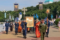 С крестного хода началось празднование дня ВДВ в Хабаровске