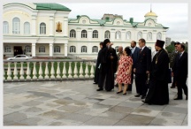 Посещение Хабаровской духовной семинарии Великой Княгиней М.В. Романовой (14 августа 2007 года)