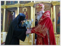 Поздравление архиепископа Владивостокского и Приморского Виниамина с днем тезоименитства (10 февраля 2008 года)
